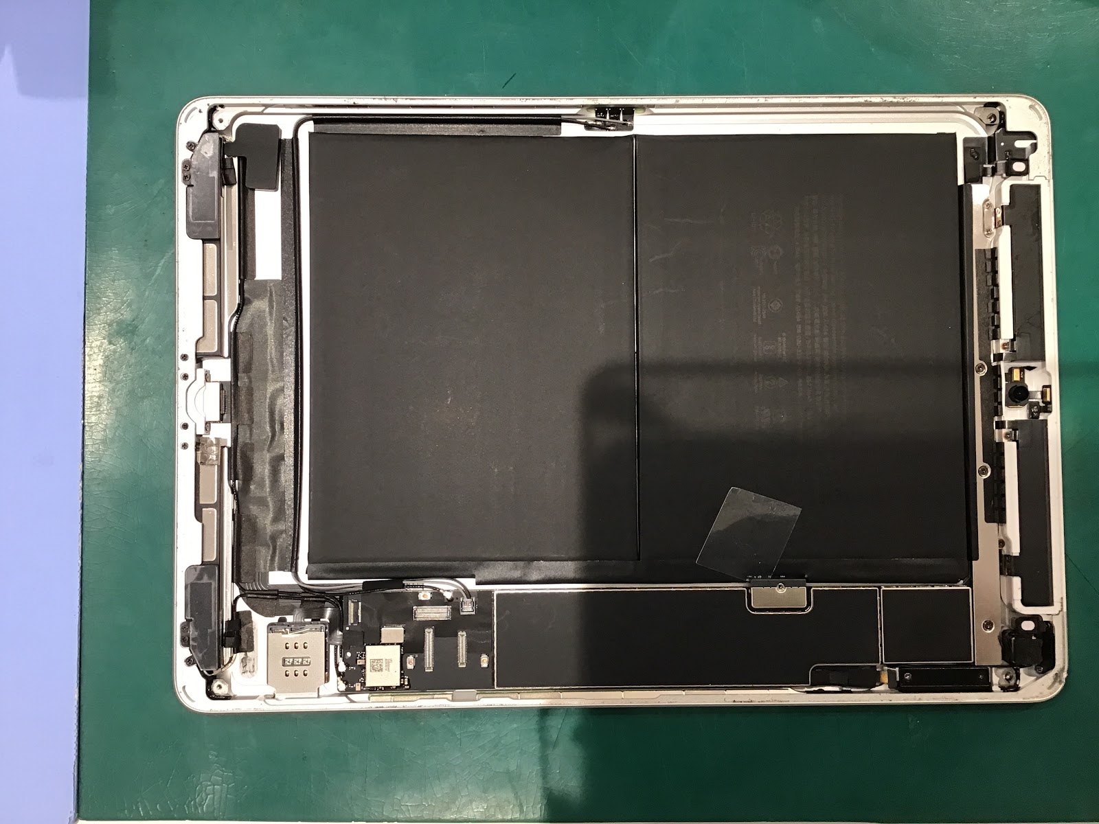 iPad(アイパッド)のバッテリー交換はスマホ修理工房グランデュオ蒲田店にお任せください！